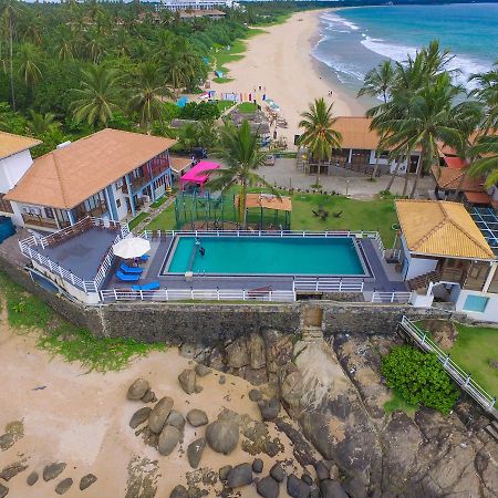 White Villa Resort アフンガラ エクステリア 写真